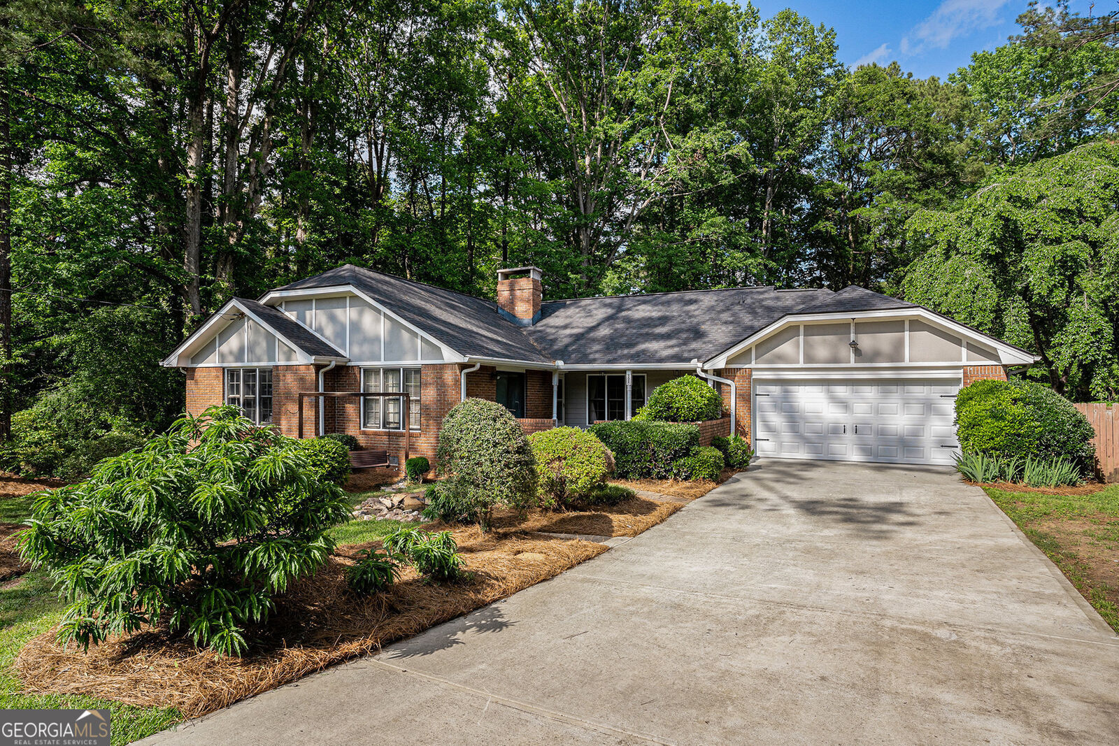 Property Photo: 801 Sugar Creek Trail SE GA 30094