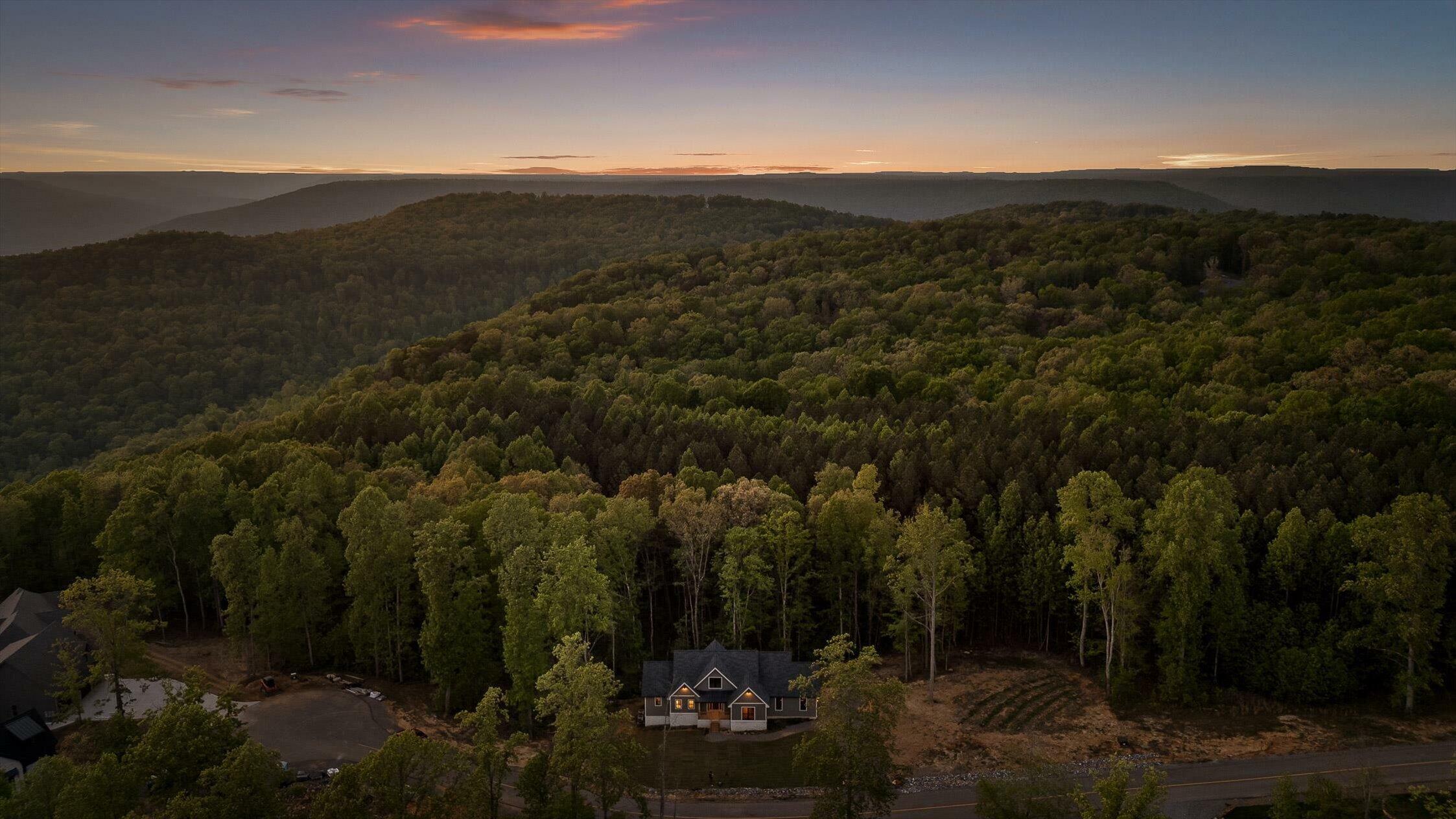 Property Photo: 490 Moonlight Lane TN 37347