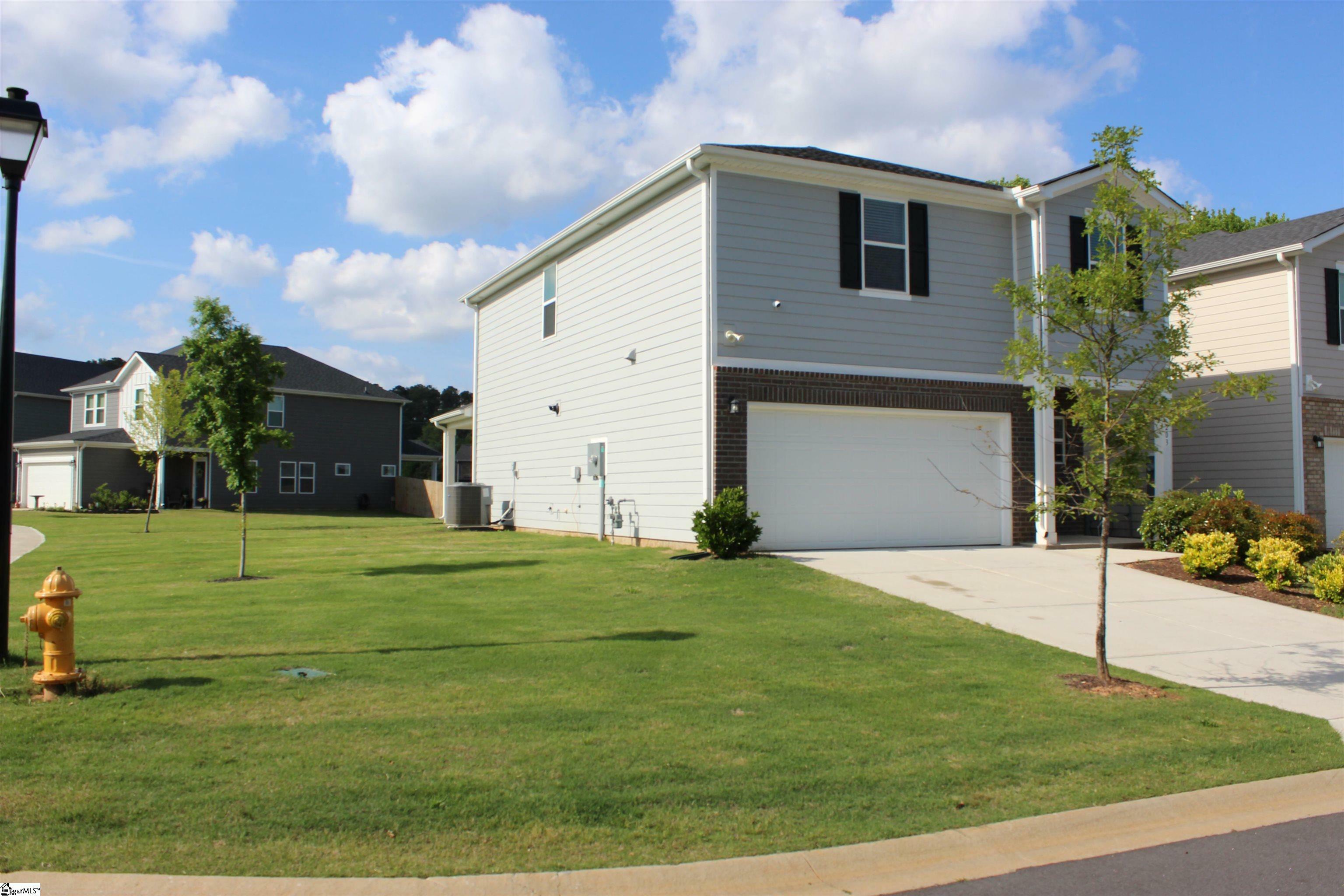 Property Photo: 203 Lanyard Lane SC 29607
