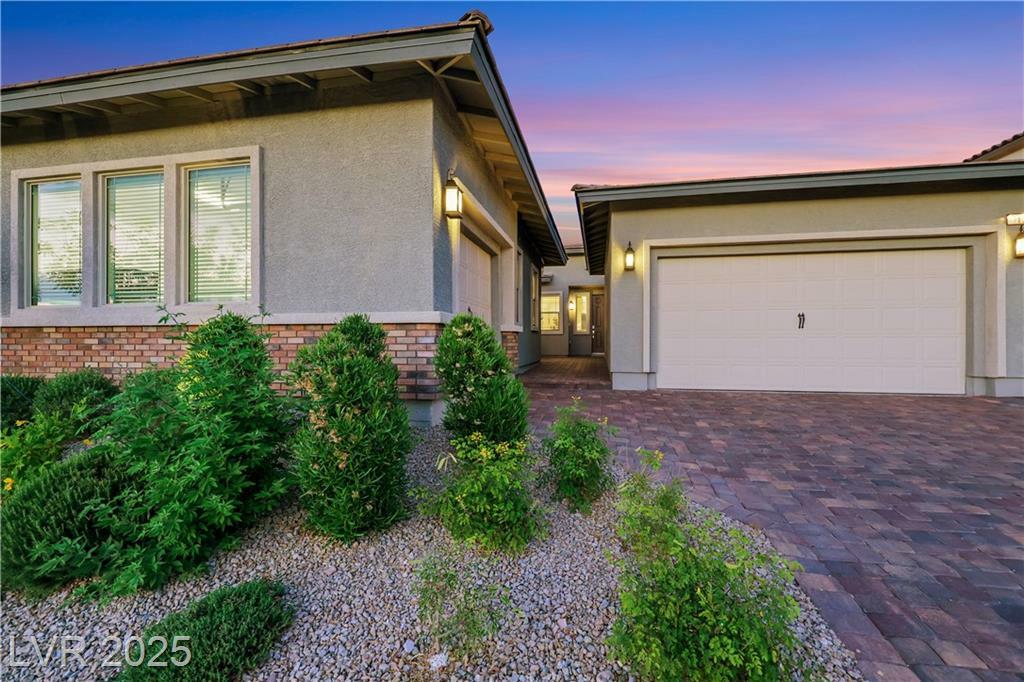 Property Photo: 712 Webber Park Street NV 89011