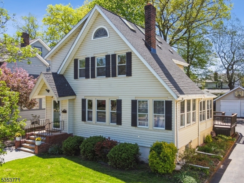 44 S Pierson Rd  Maplewood Twp. NJ 07040 photo