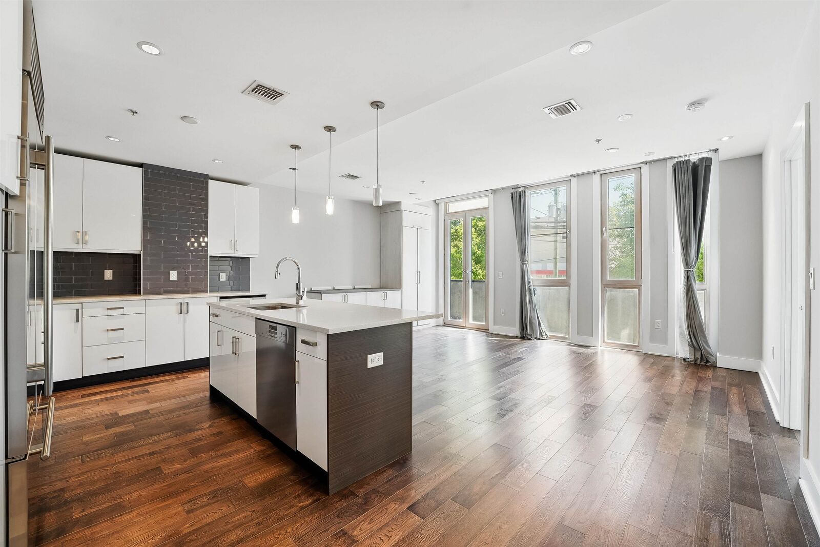 Property Photo: 930 Jefferson St 2A NJ 07030