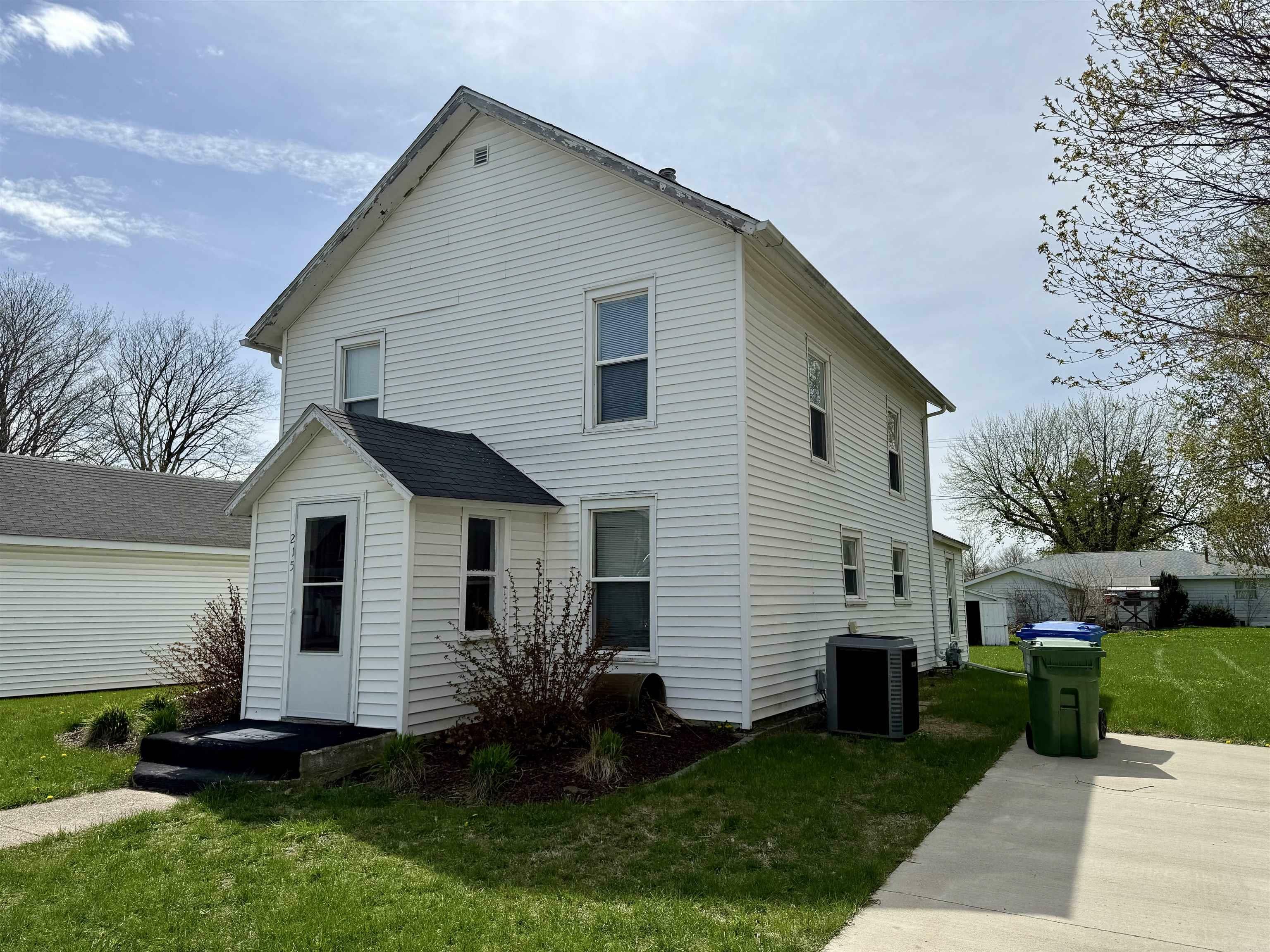 Property Photo: 215 N Church Street IA 50619
