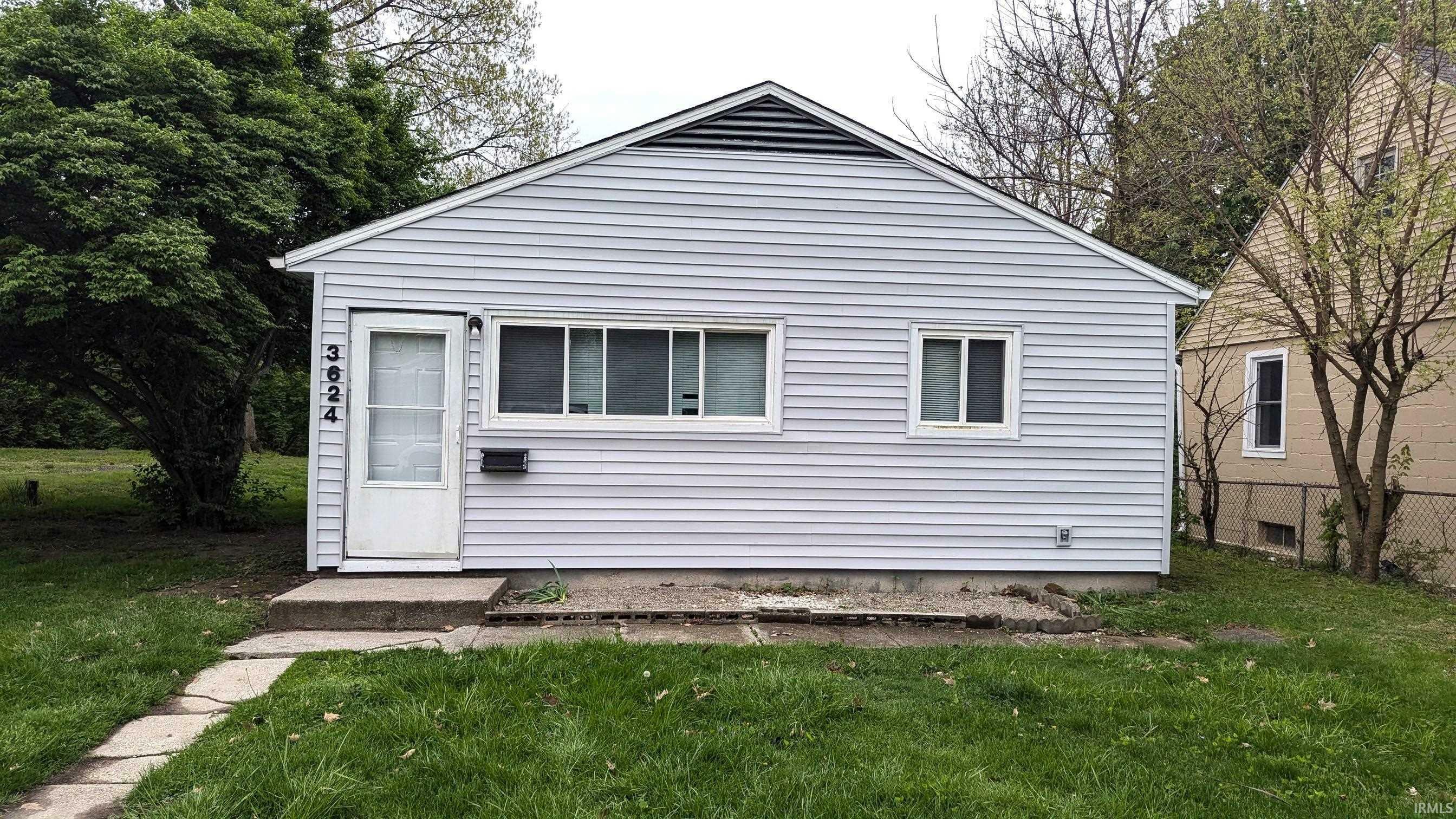 Property Photo: 3624 Schele Avenue IN 46803-2896