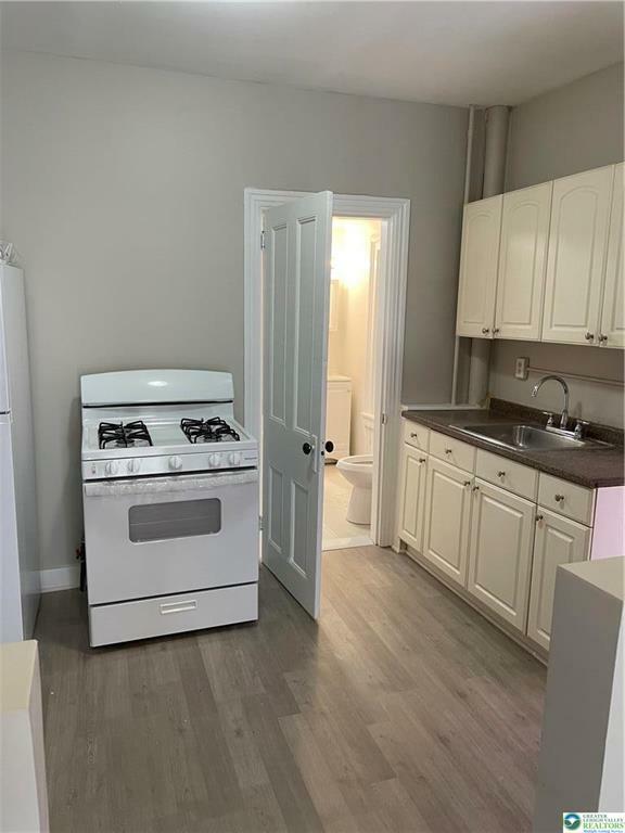 Property Photo:  811 Ferry Street 1F  PA 18042 