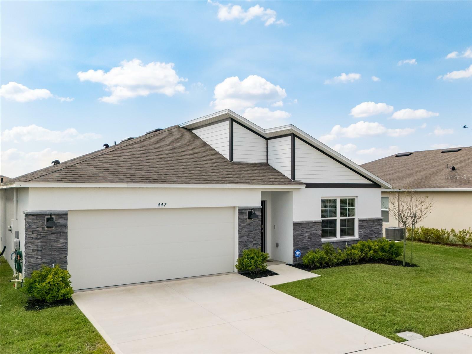 Property Photo: 447 Talisi Loop FL 34769