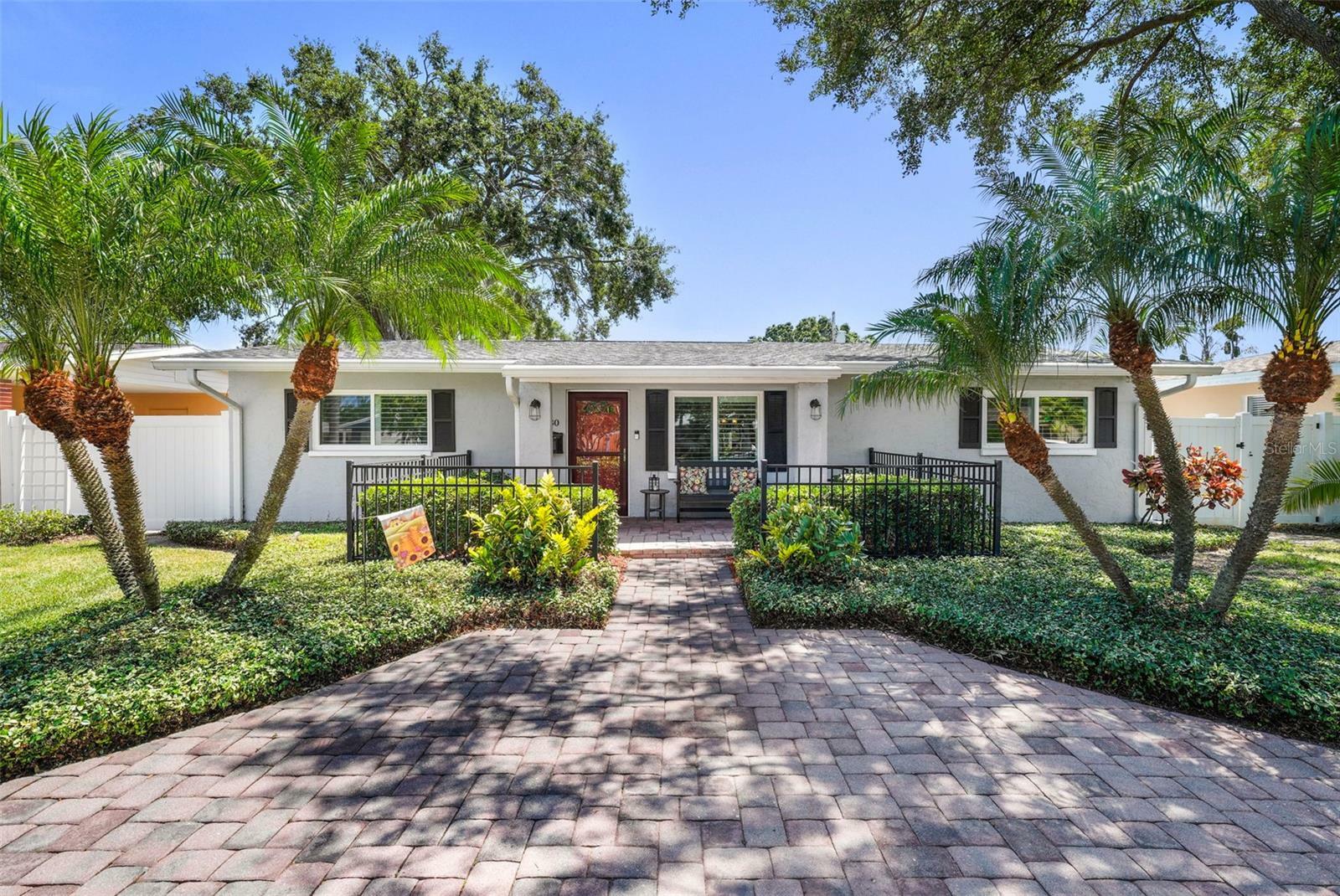 Property Photo: 430 44th Avenue NE FL 33703