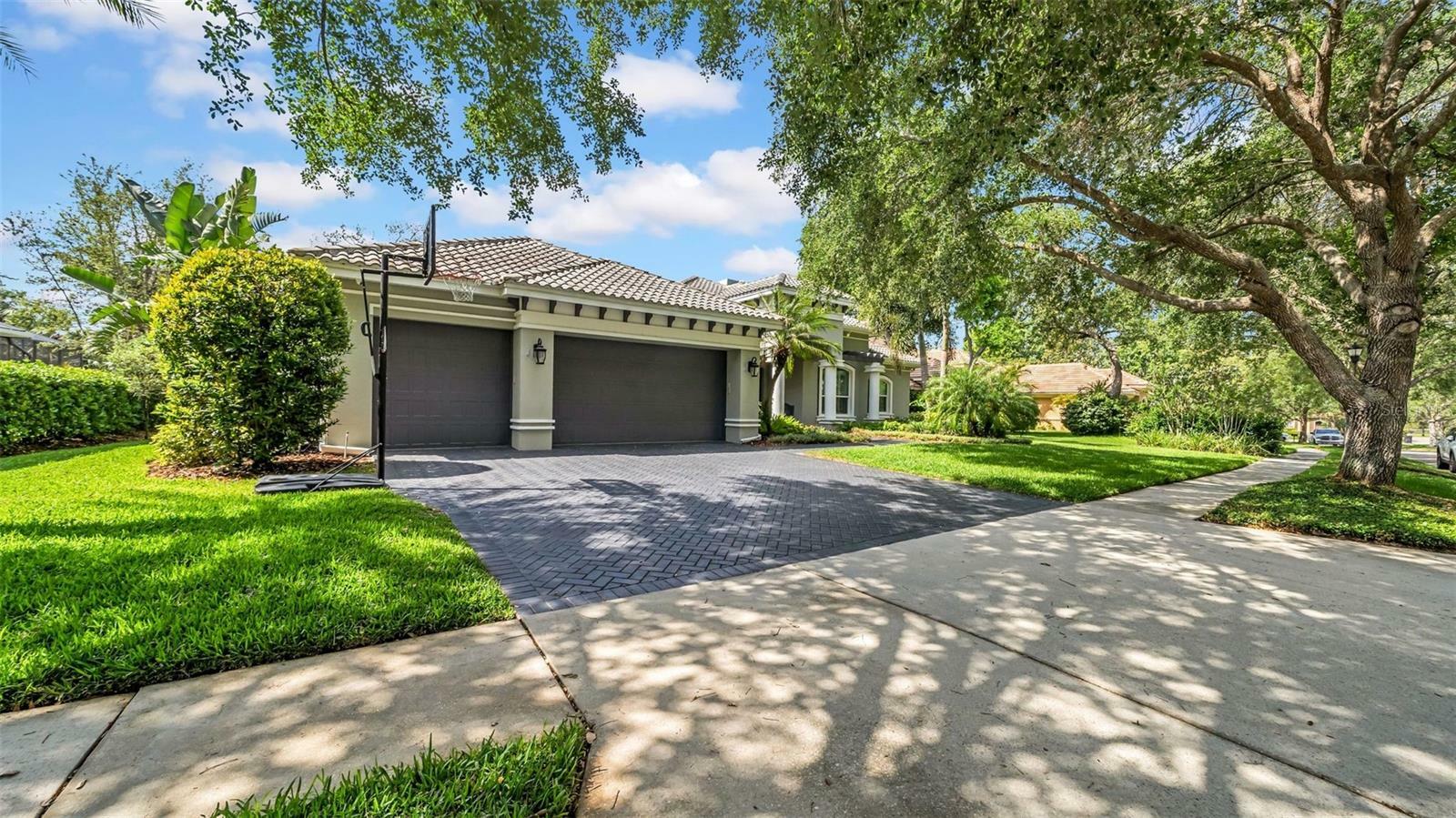 Property Photo: 15507 Avocetview Court FL 33547