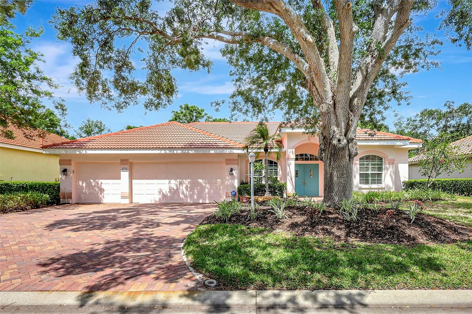 Property Photo: 4730 Old Farm Road FL 34233