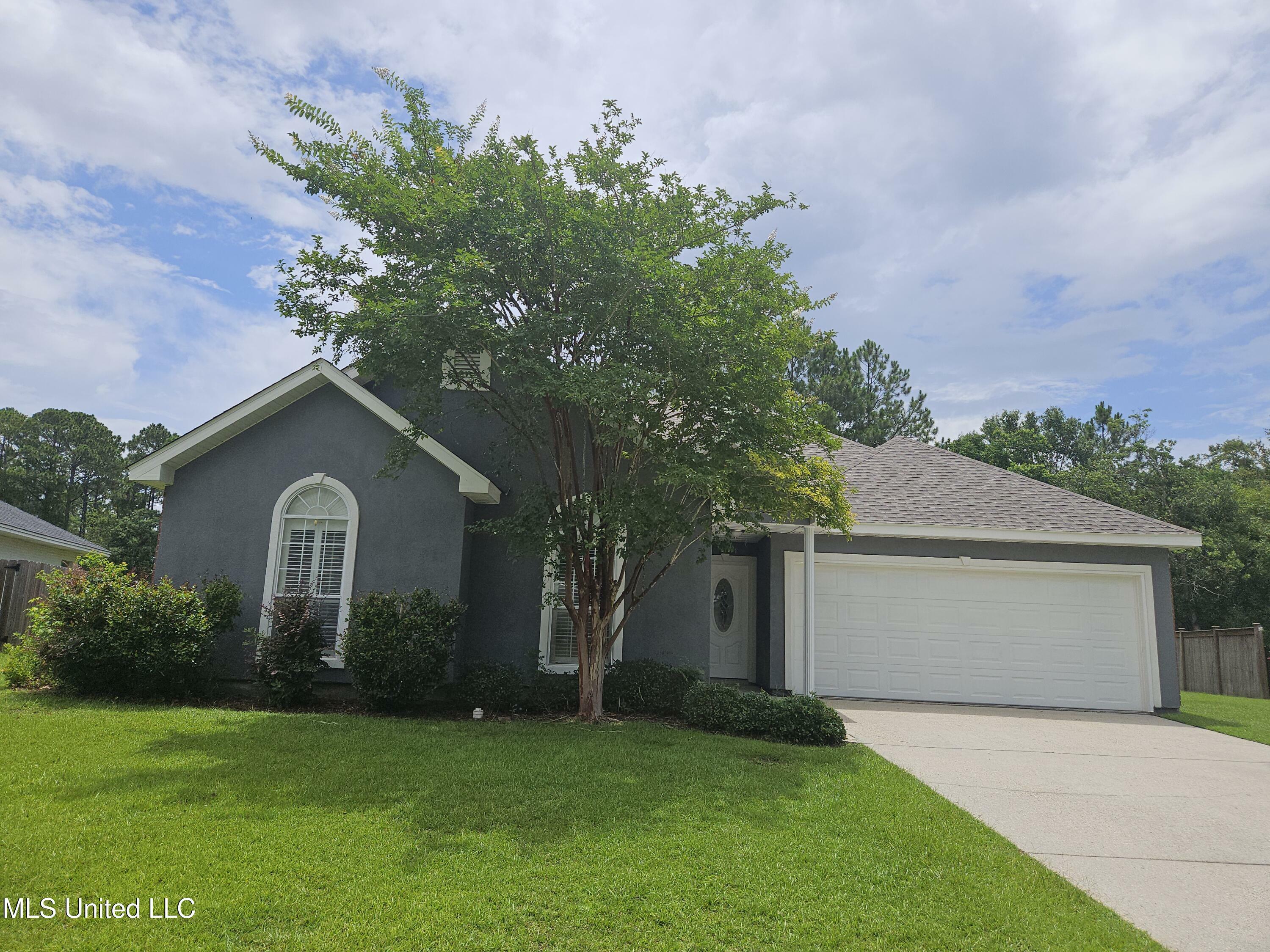 Property Photo: 725 Old Savannah Drive MS 39560