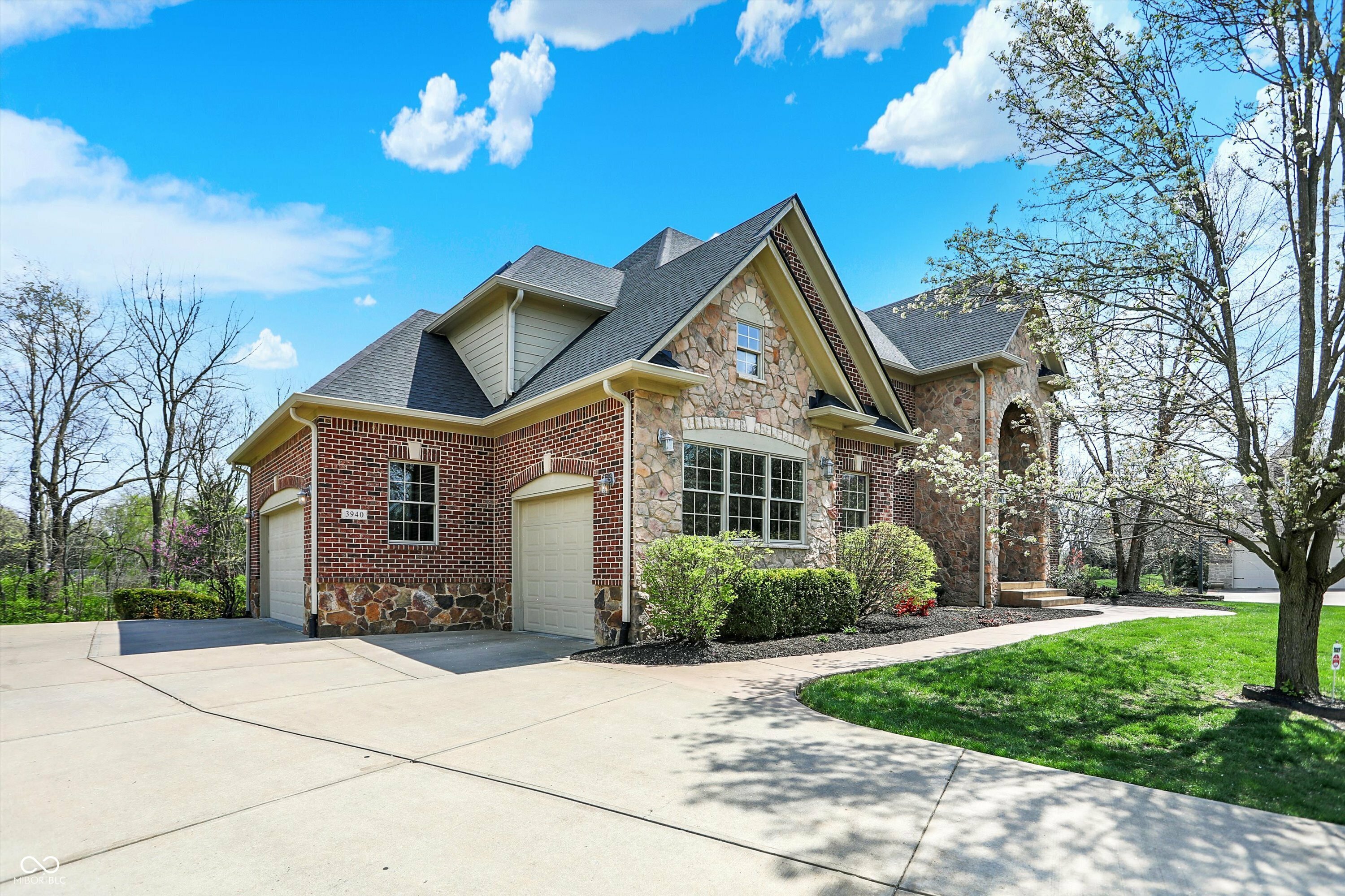 Property Photo: 3940 Woodcrest Court IN 46062