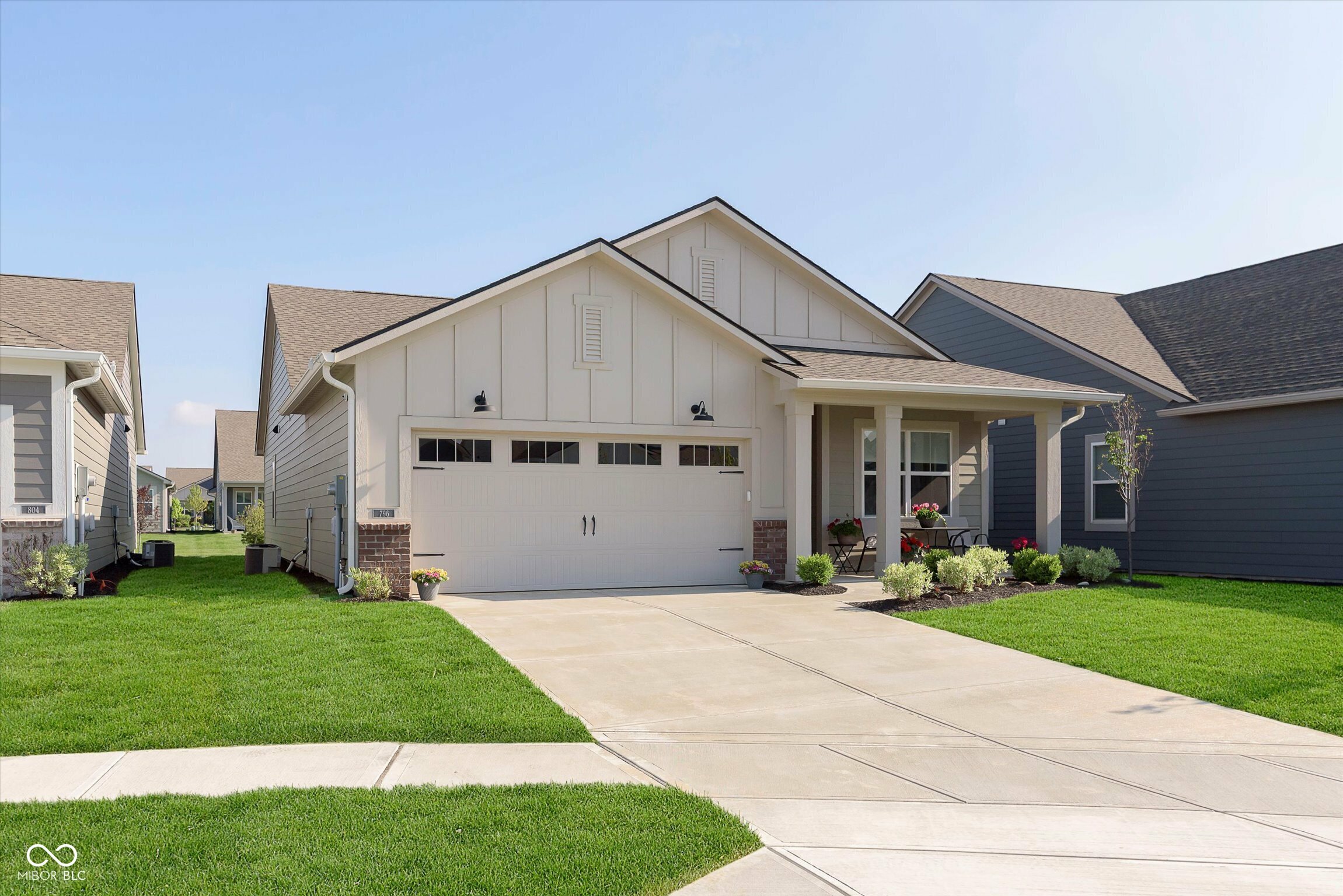 Property Photo: 796 Sapp Circle IN 46074