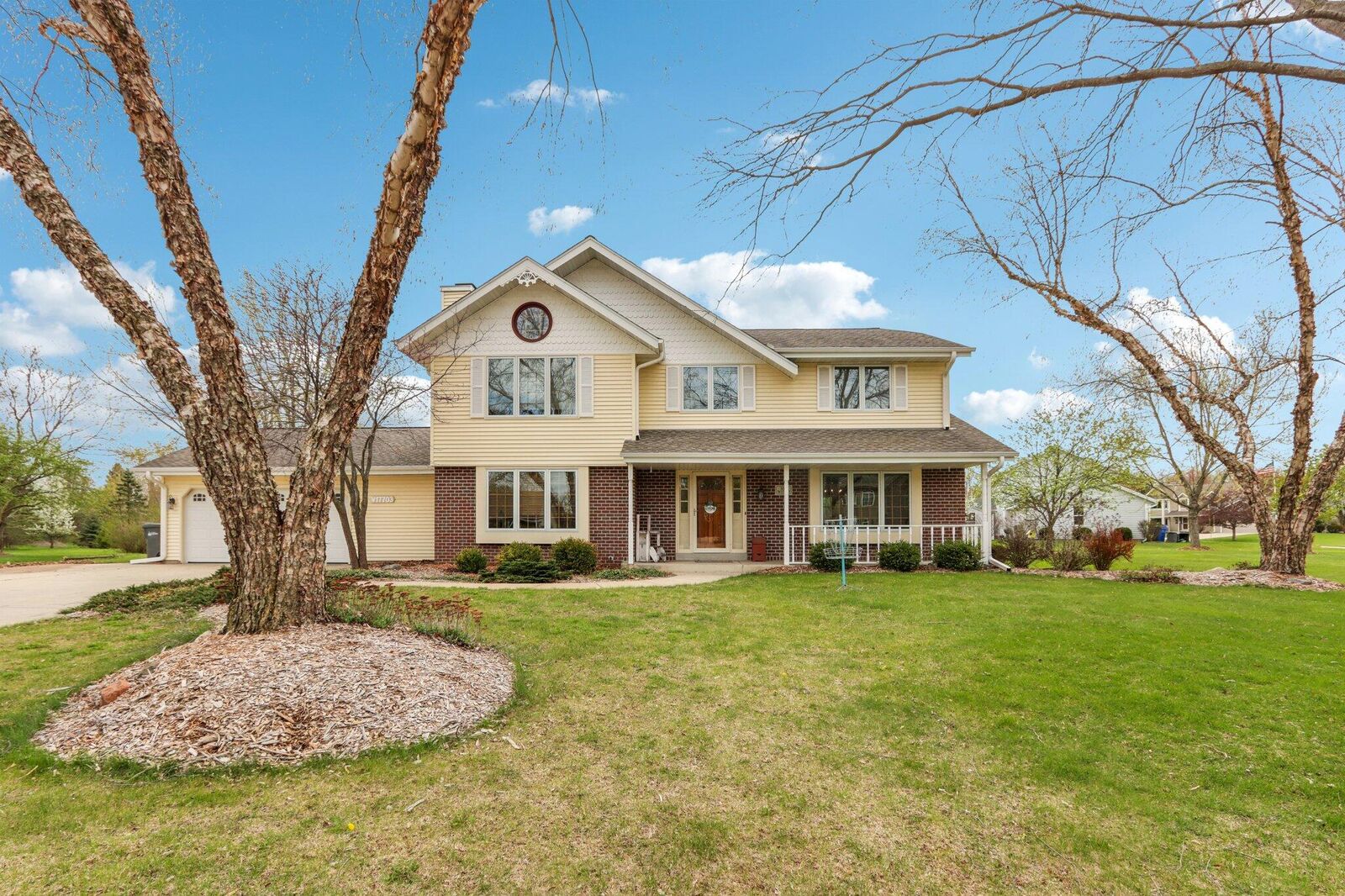Photo de la propriété: S83w17703 Clearbrook Dr WI 53150
