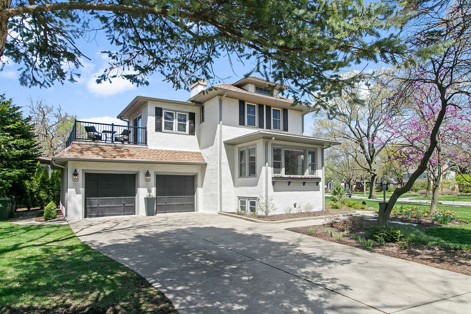 Property Photo: 246 Northwood Road IL 60546