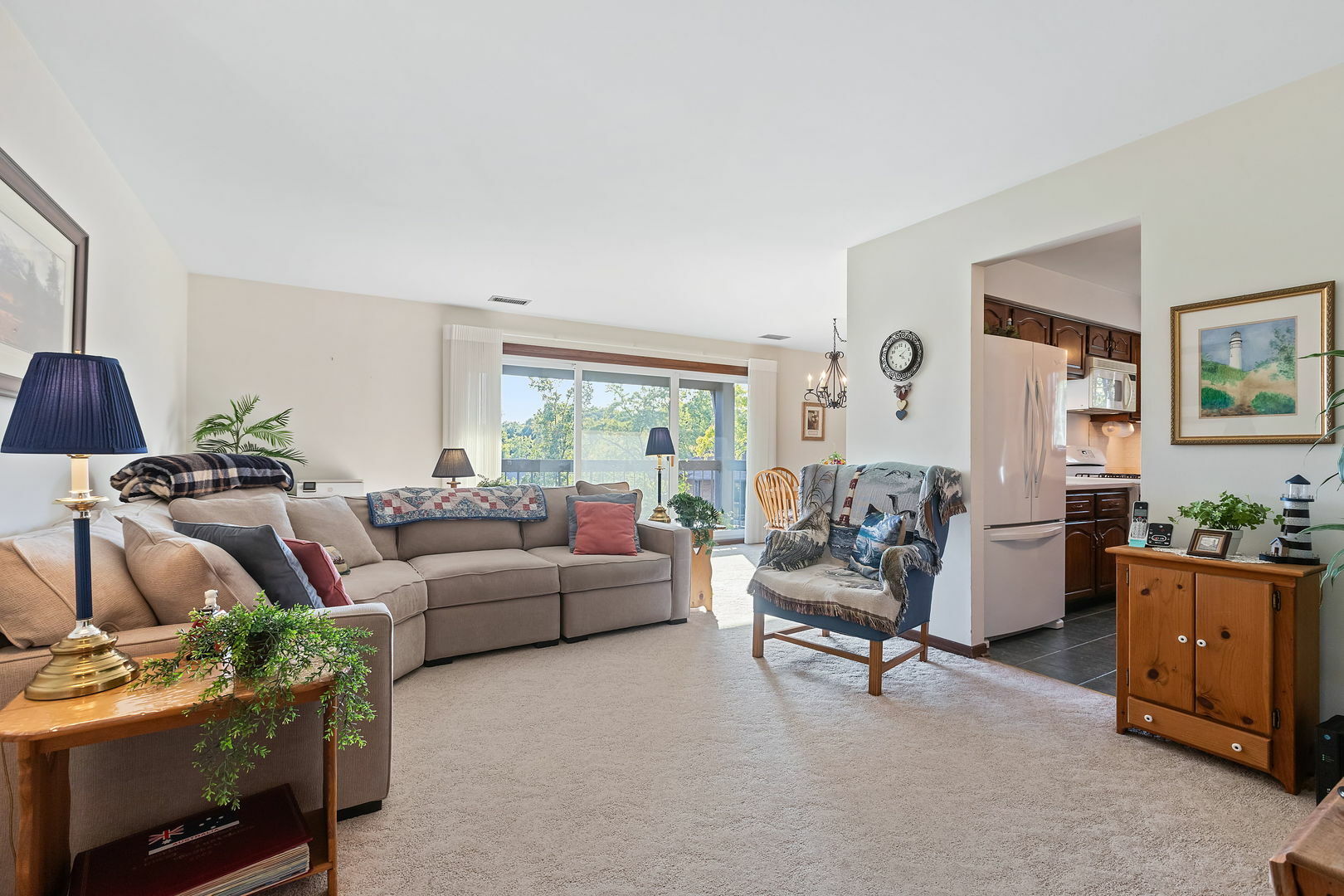 Property Photo: 7 Sauk Trail 4 IL 60525