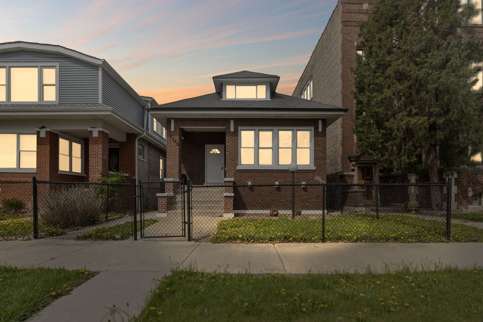 Property Photo: 7742 S Hermitage Avenue IL 60620