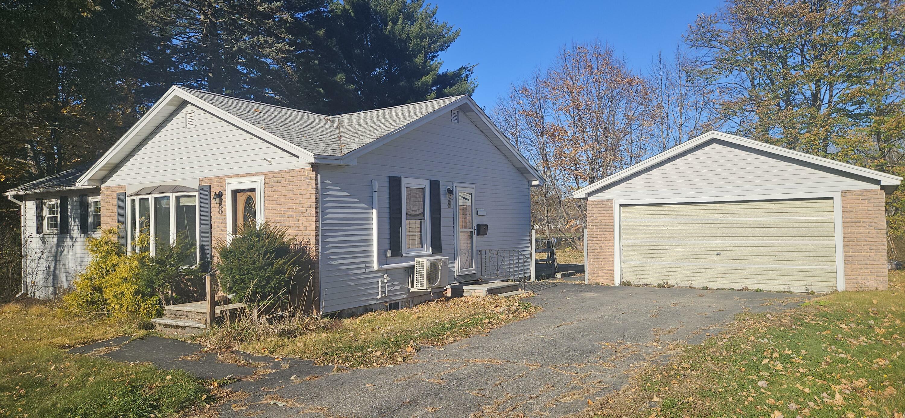 Property Photo: 8 Crescent Street ME 04412