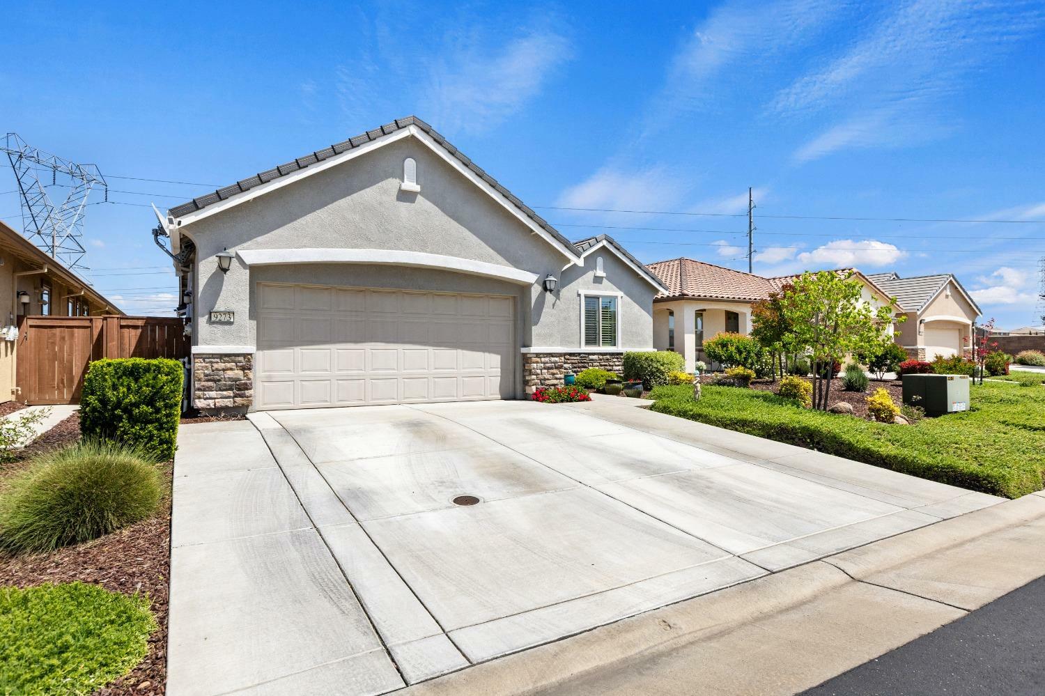 Property Photo: 9273 Red Thistle Court CA 95829