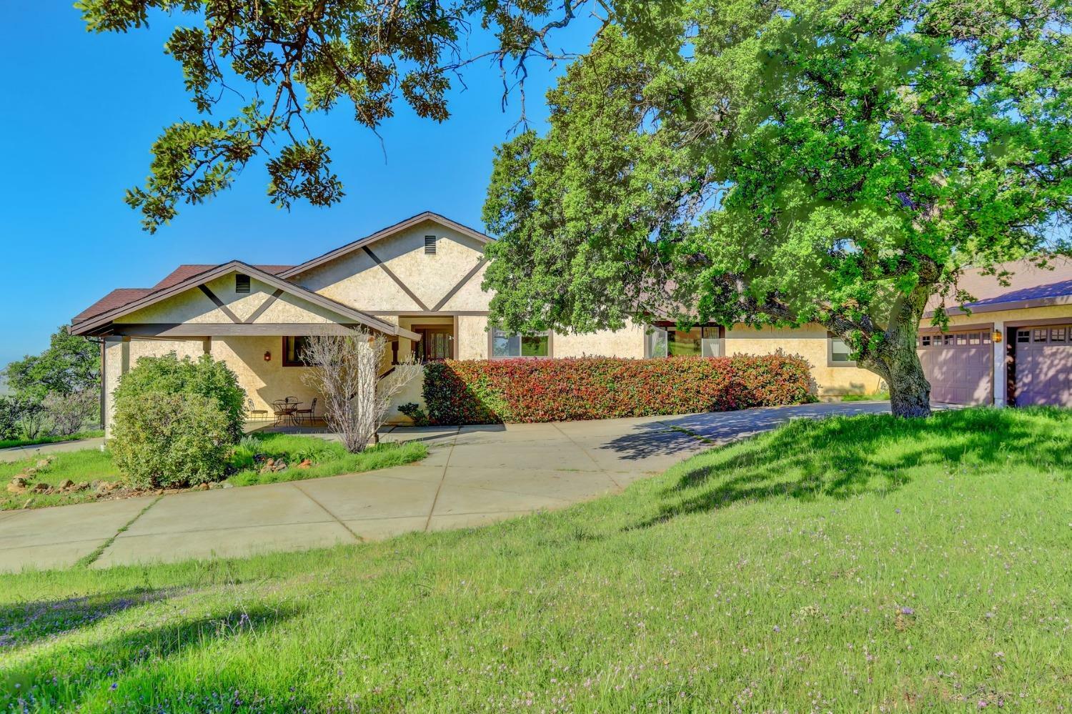Property Photo: 7791 Walsh Lane CA 95977