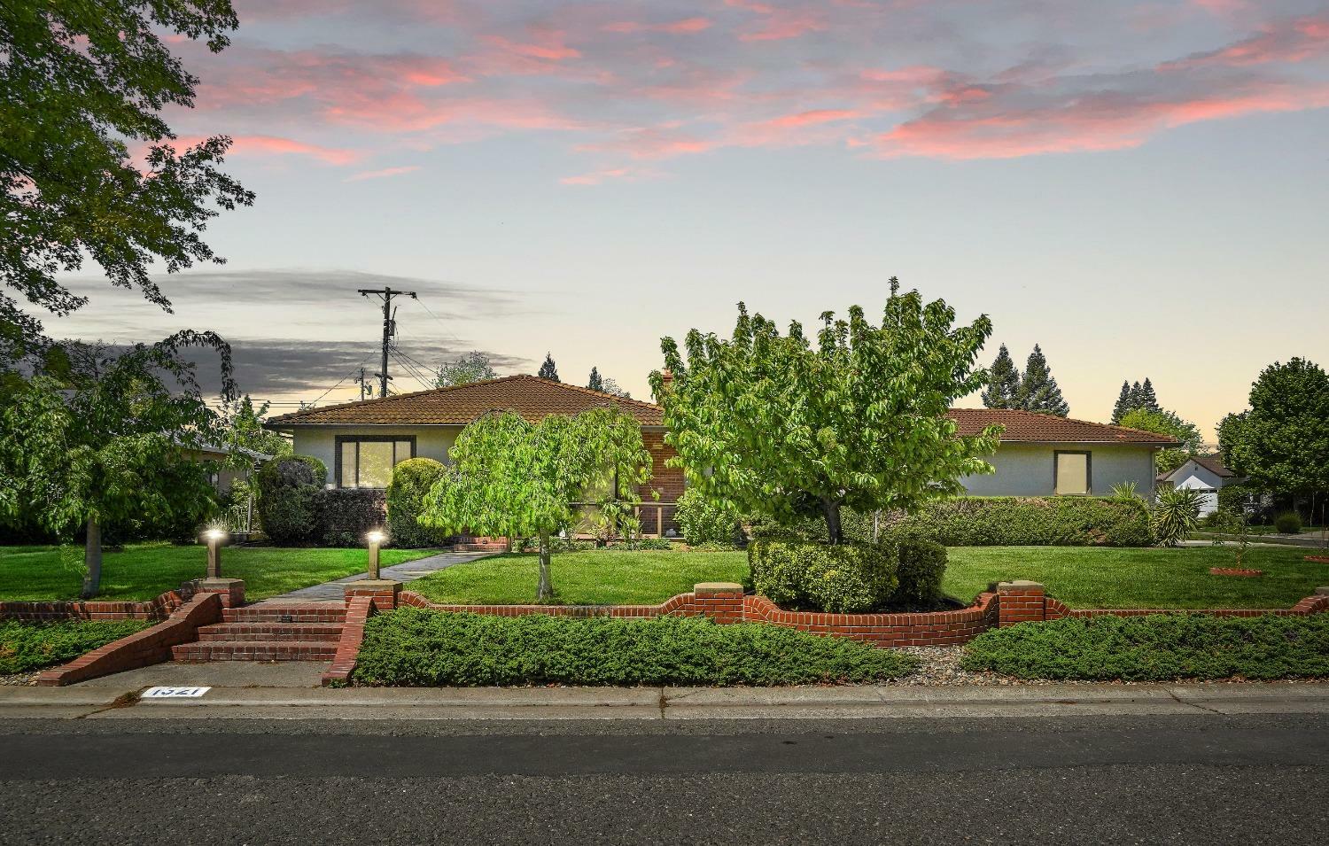 Property Photo: 1321 Los Molinos Way CA 95864