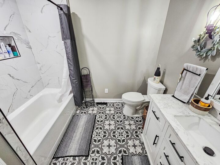 Property Photo:  902 Twelve Oaks Rd  TN 37388 