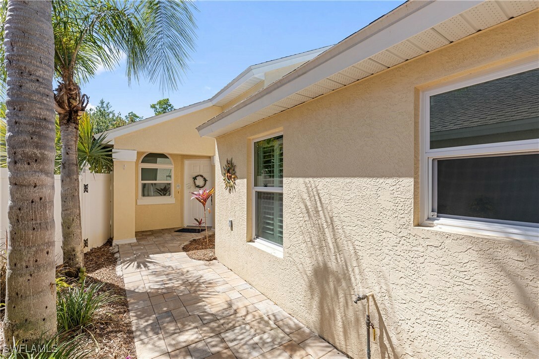Property Photo: 1195 Silverstrand Drive FL 34110