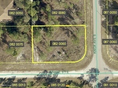 Property Photo: 837 Downer Lot 6 Avenue S FL 33974