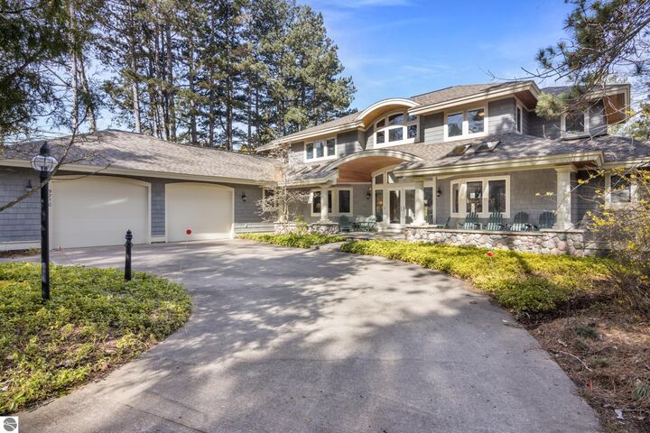 9710 Cherry Avenue  Rapid City MI 49676-9667 photo