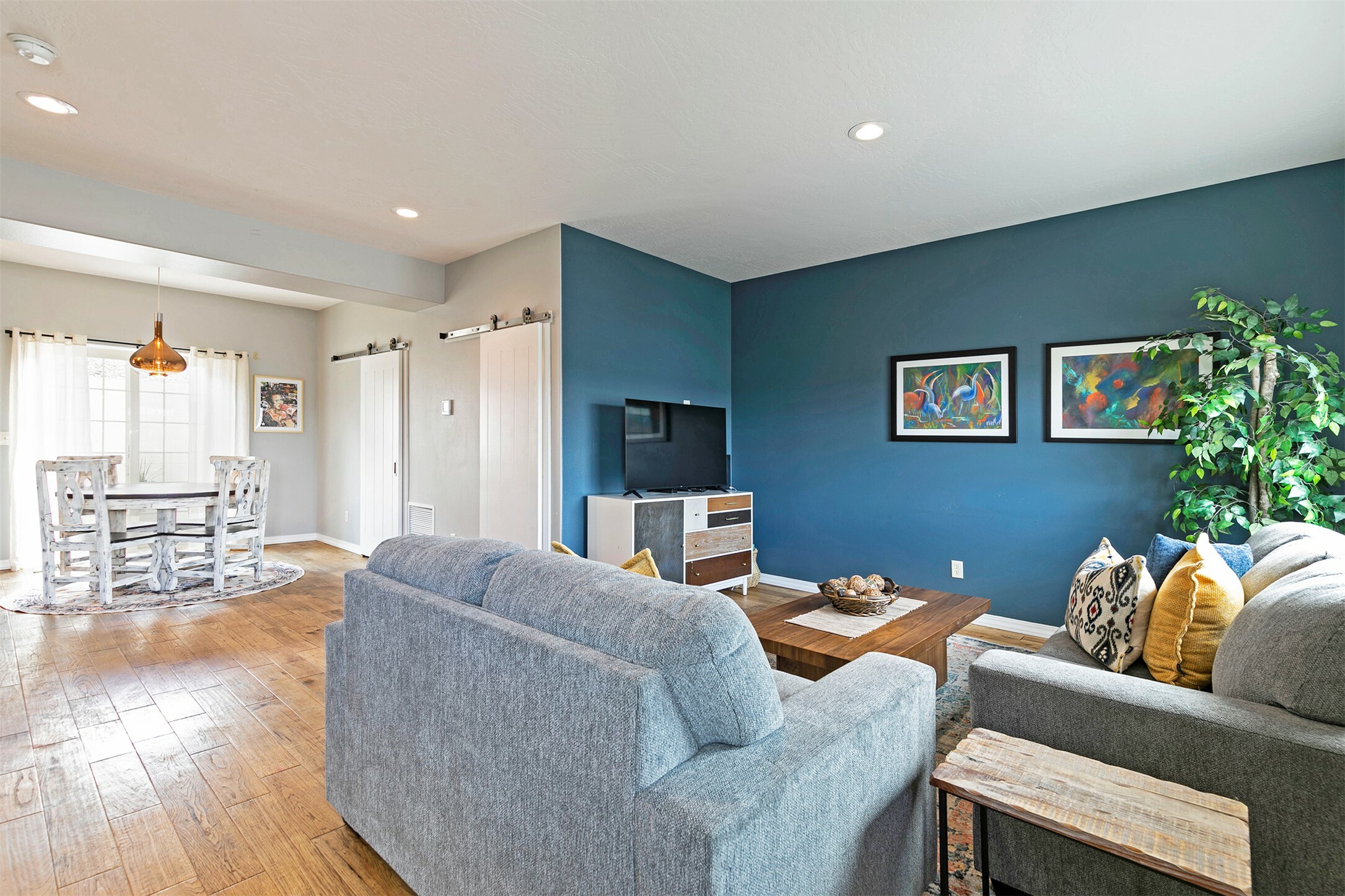 Property Photo: 825 Crestmont Way MT 59803