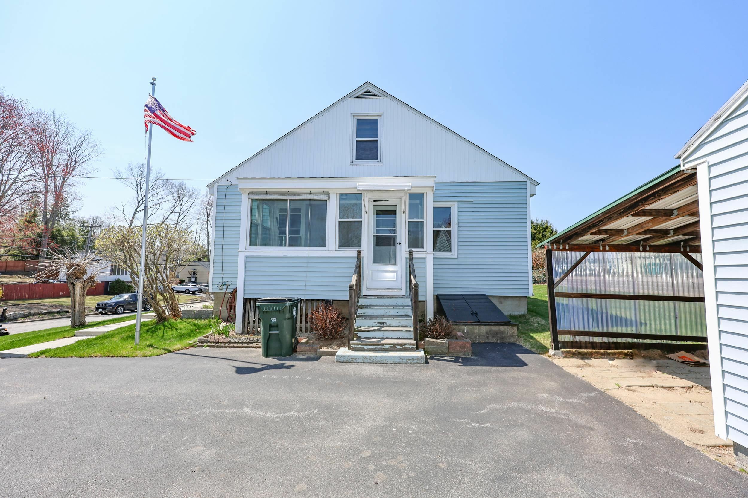 Property Photo: 166 Day Street NH 03104