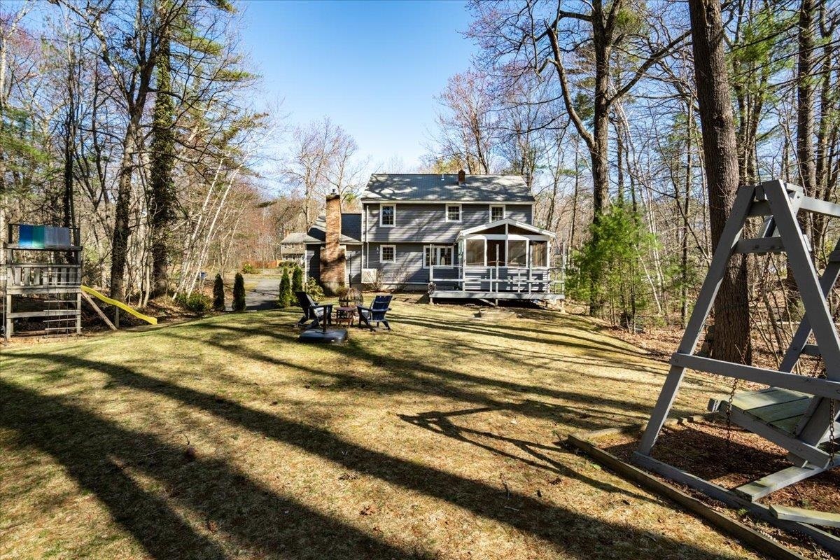 Property Photo: 44 Shasta Drive NH 03053