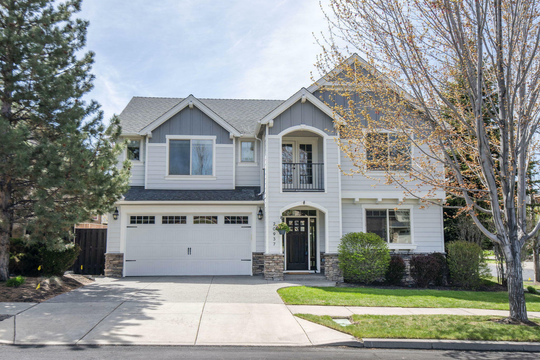 Property Photo: 20937 Lava Flow Lane OR 97701