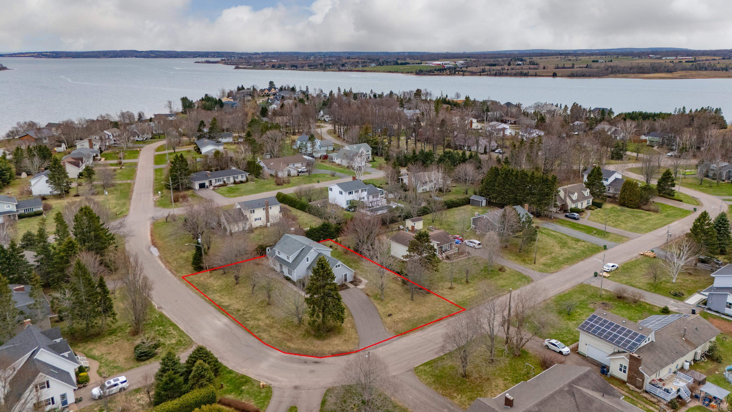 Photo de la propriété: 40 Bardin Crescent PE C1E 1N2