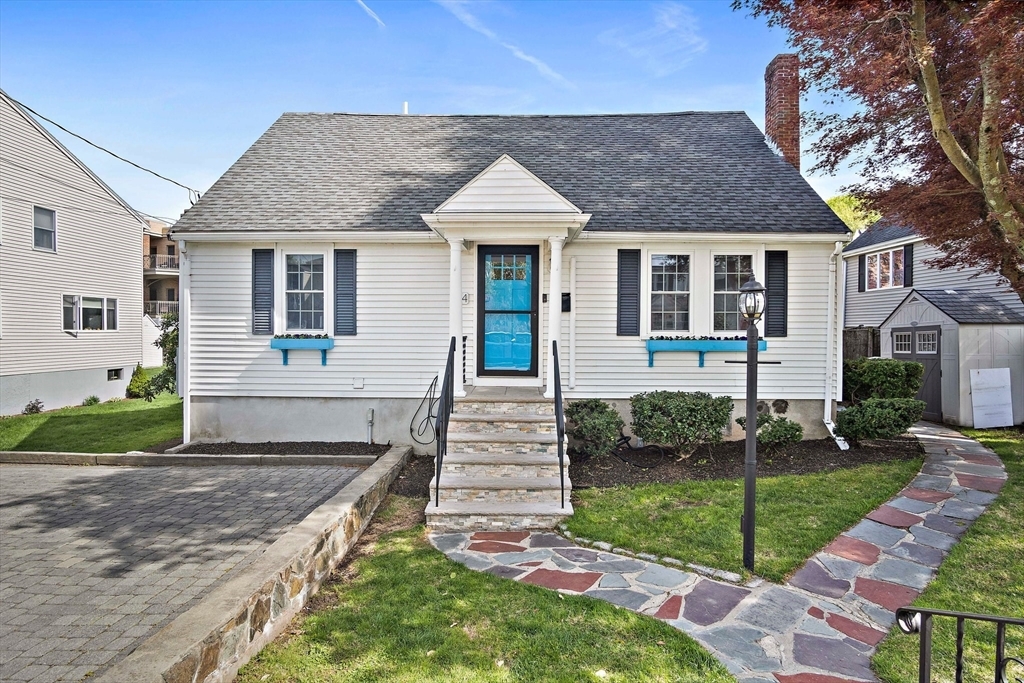14 Caulfield Road  Woburn MA 01801 photo