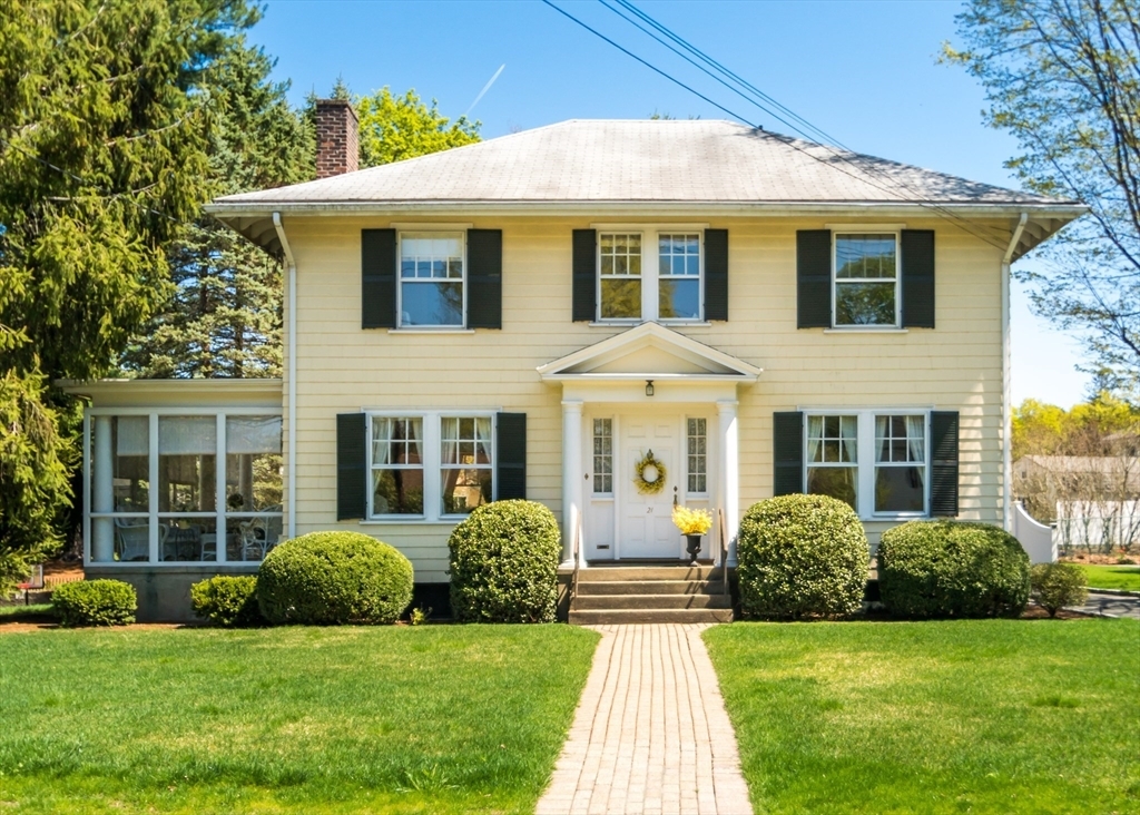 Property Photo: 21 Lincoln Street MA 02451