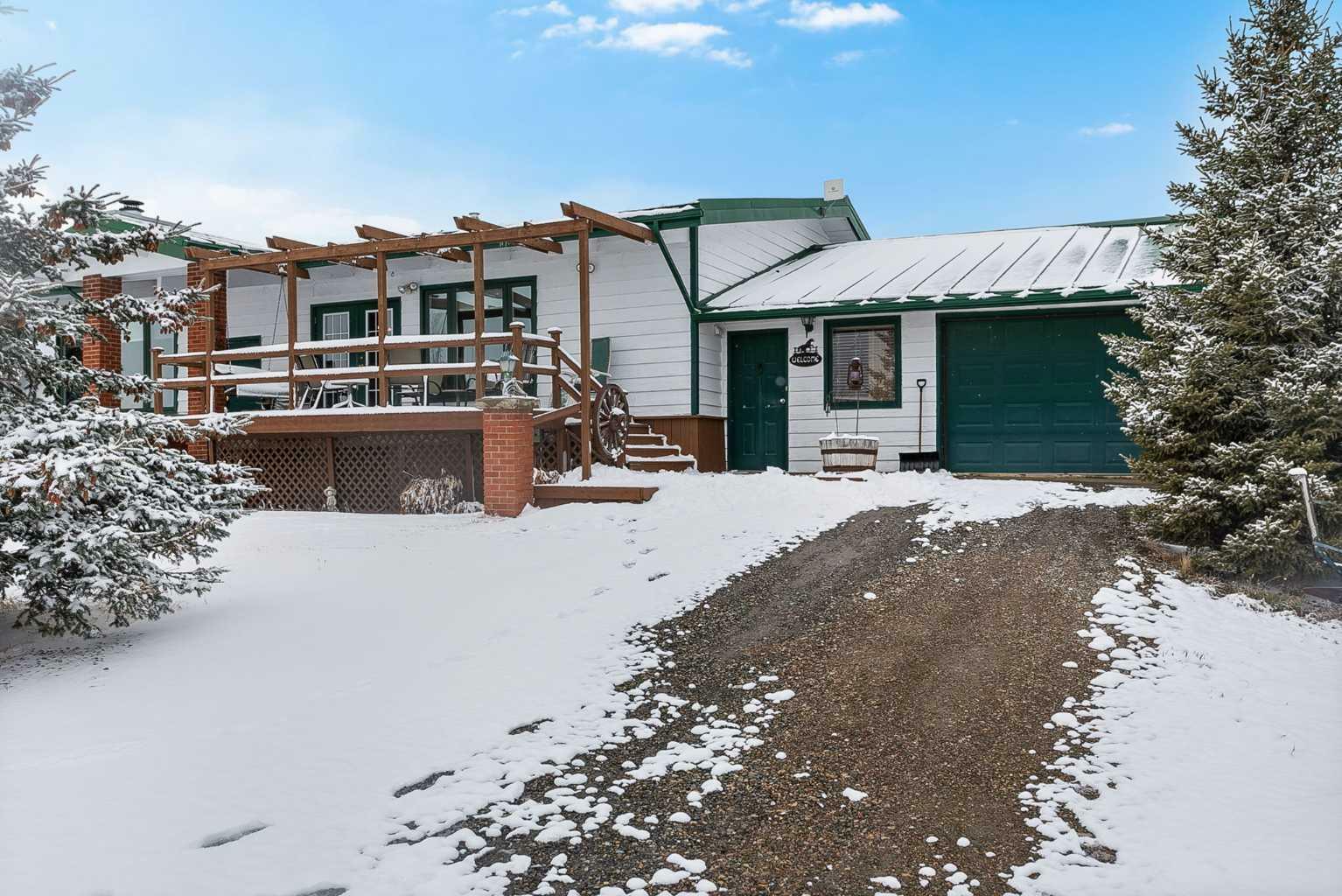 Property Photo: 386243 16 Street W AB T1S 6A7