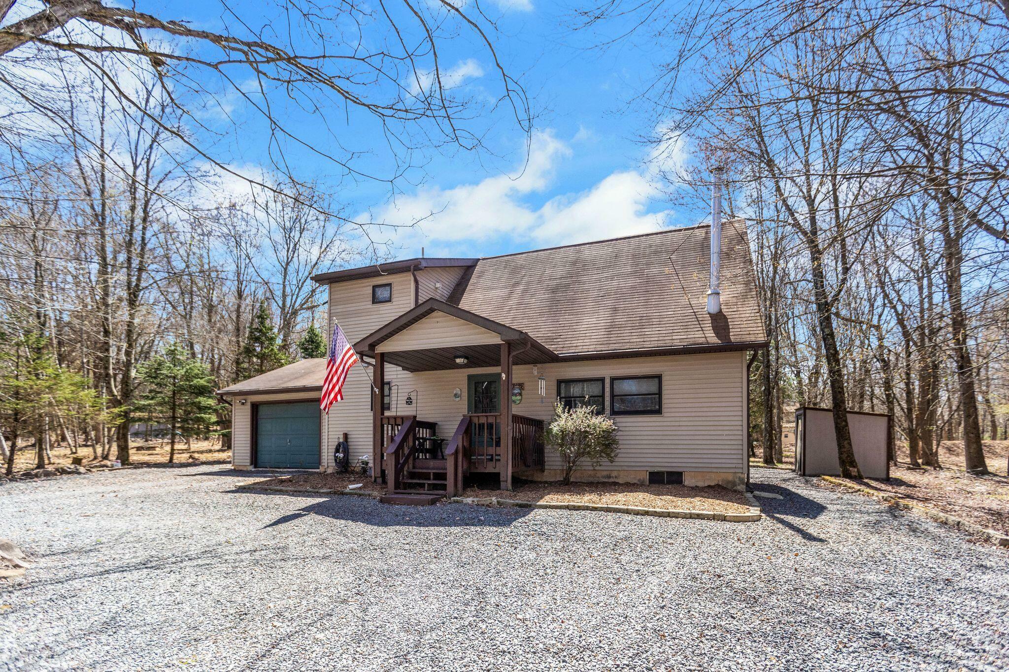 Property Photo: 70 Wylie Circle PA 18210