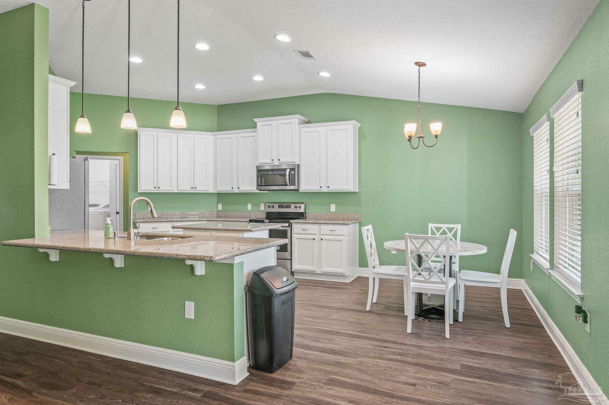 Property Photo: 4036 Millwright Way FL 32571