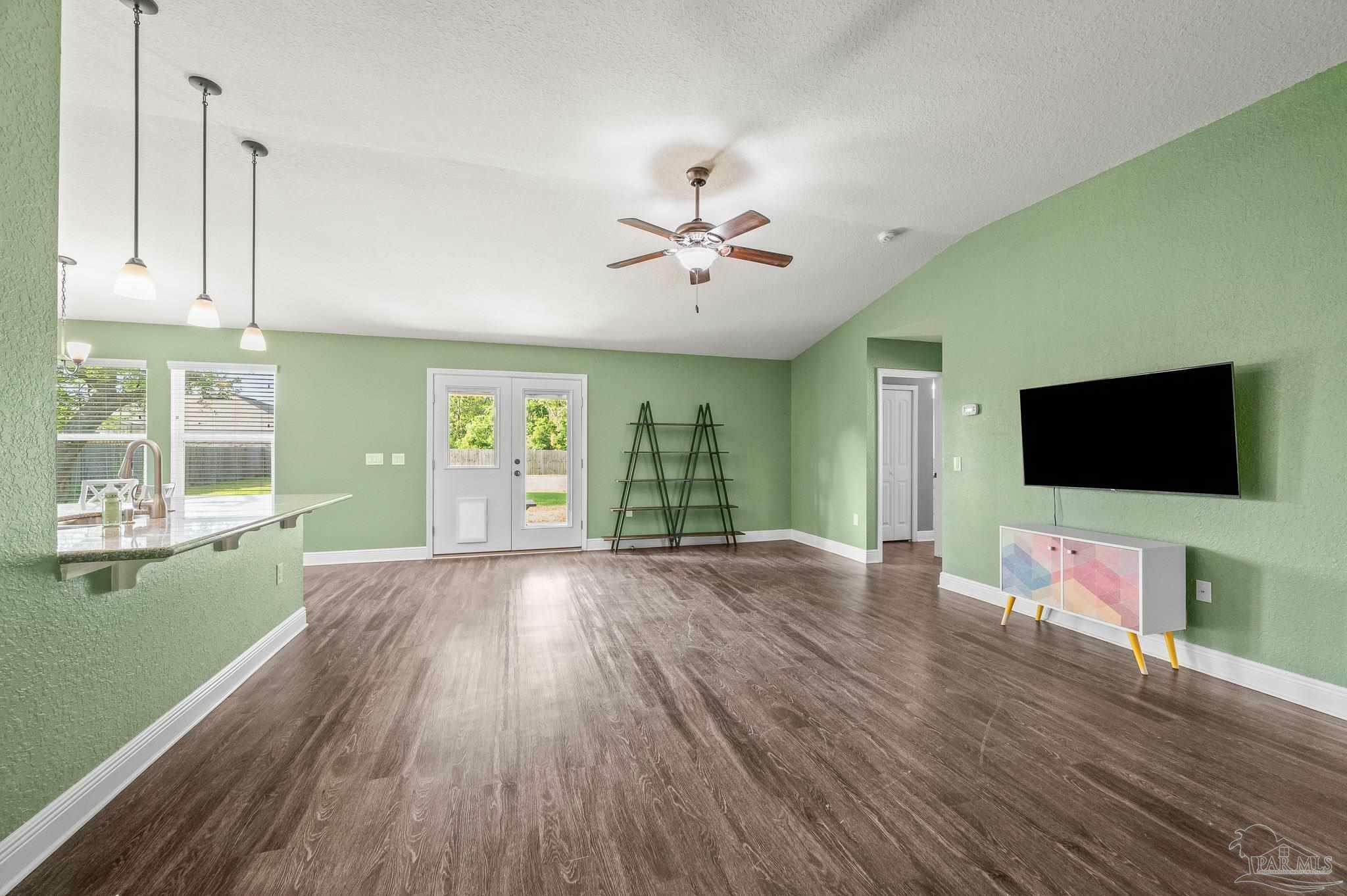 Property Photo:  4036 Millwright Way  FL 32571 