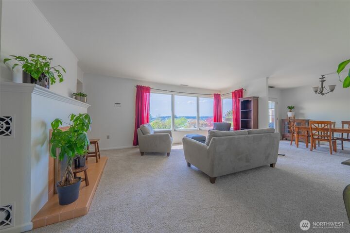 Property Photo:  1248  Ventura Drive  WA 98465 