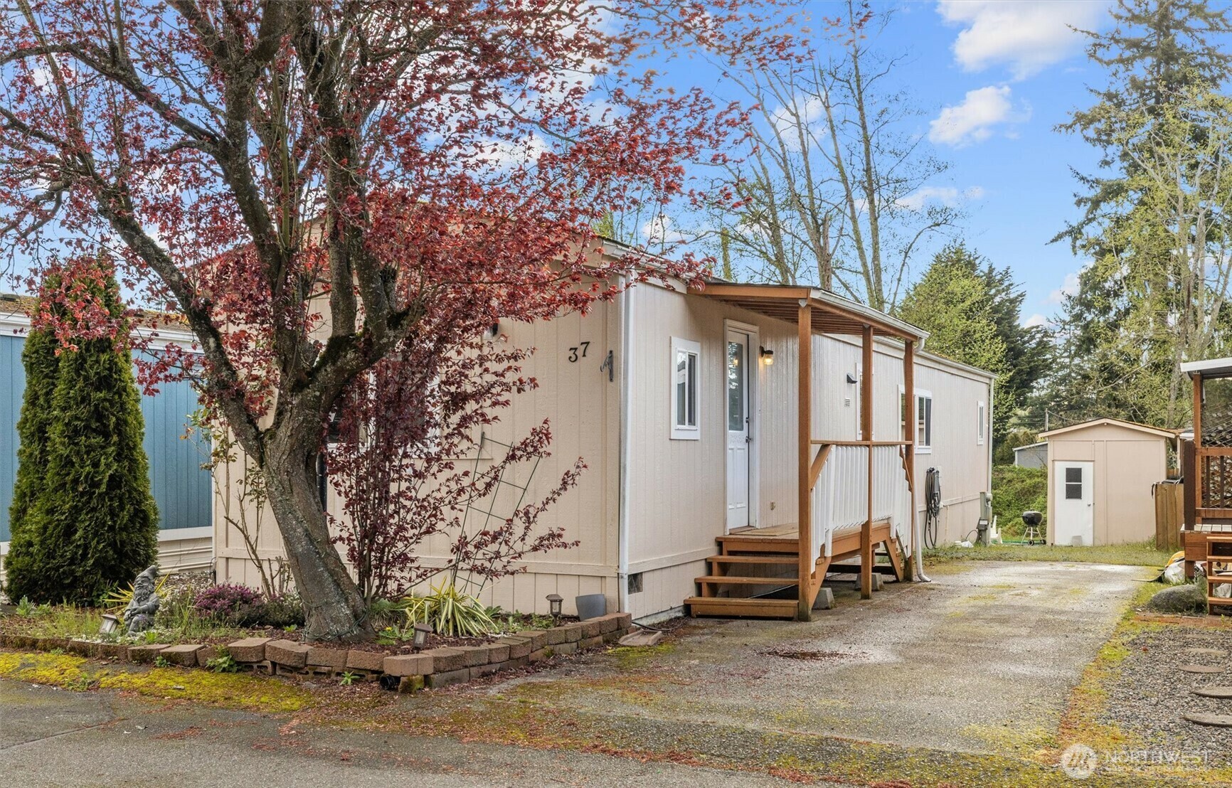 Property Photo: 9931 18th Avenue W 37 WA 98204