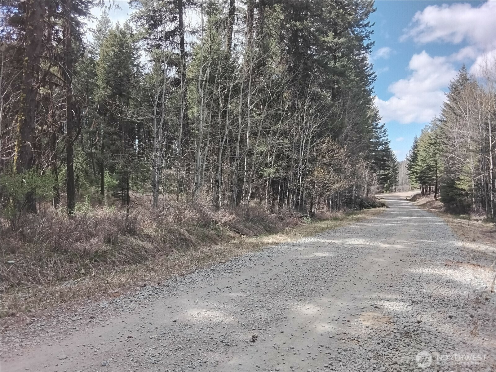 Property Photo: 104 Pine Chee Road WA 98844