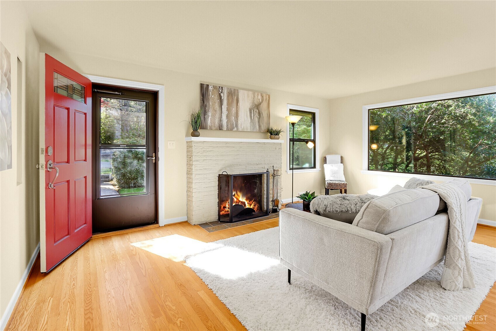 Property Photo: 9624 15th Avenue NE WA 98115