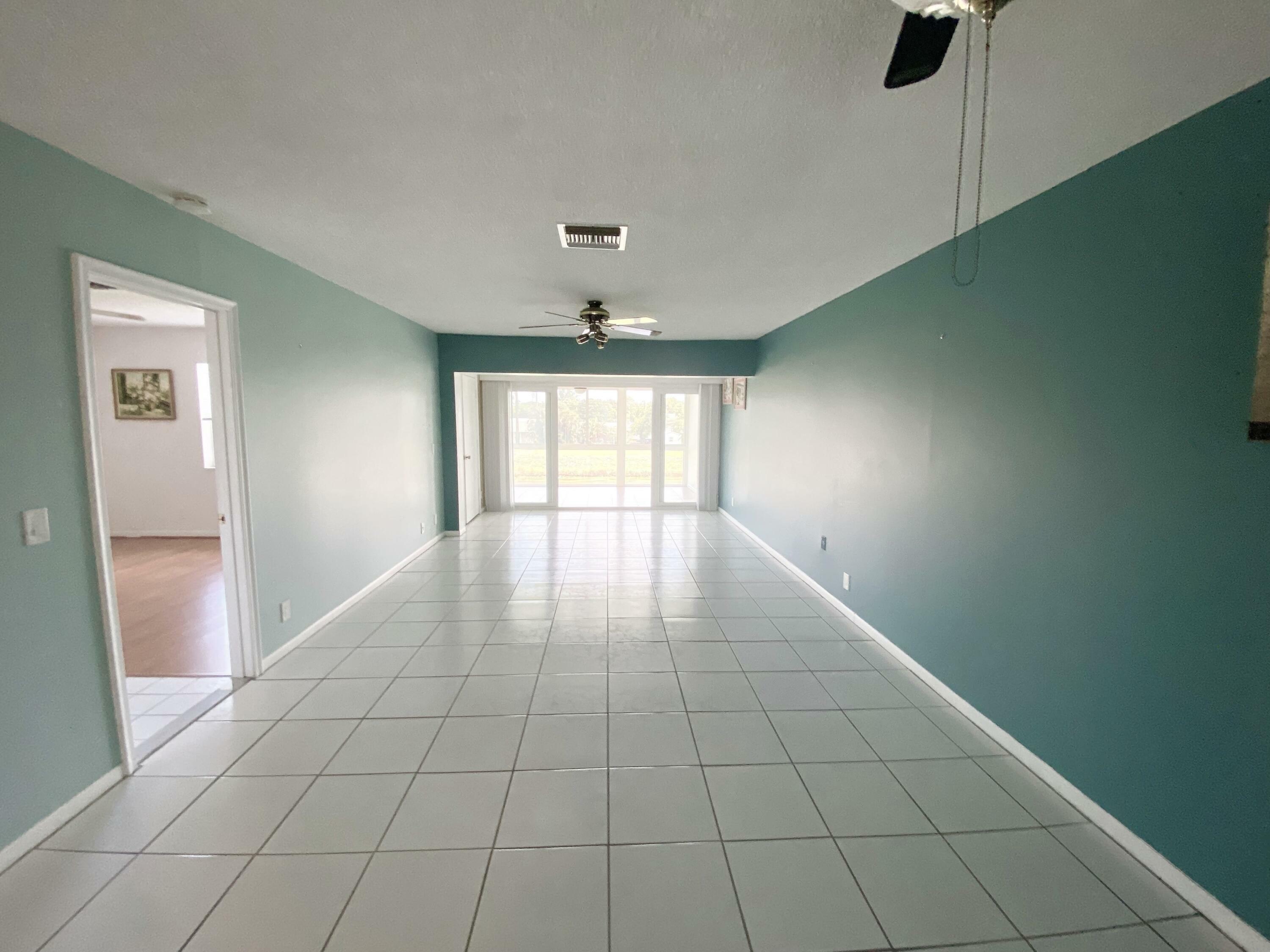Property Photo: 1120 Mahogany Way 203 FL 33445