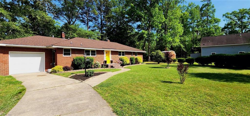 Property Photo: 2201 Battery Park Rd VA 23323