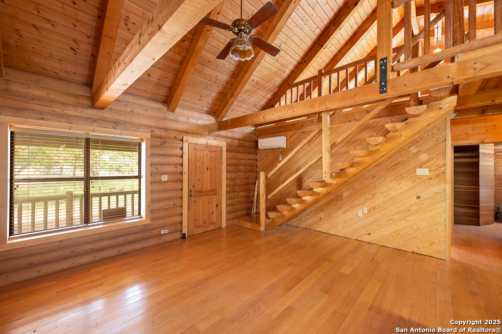 Property Photo: 463 Woodland TX 78624