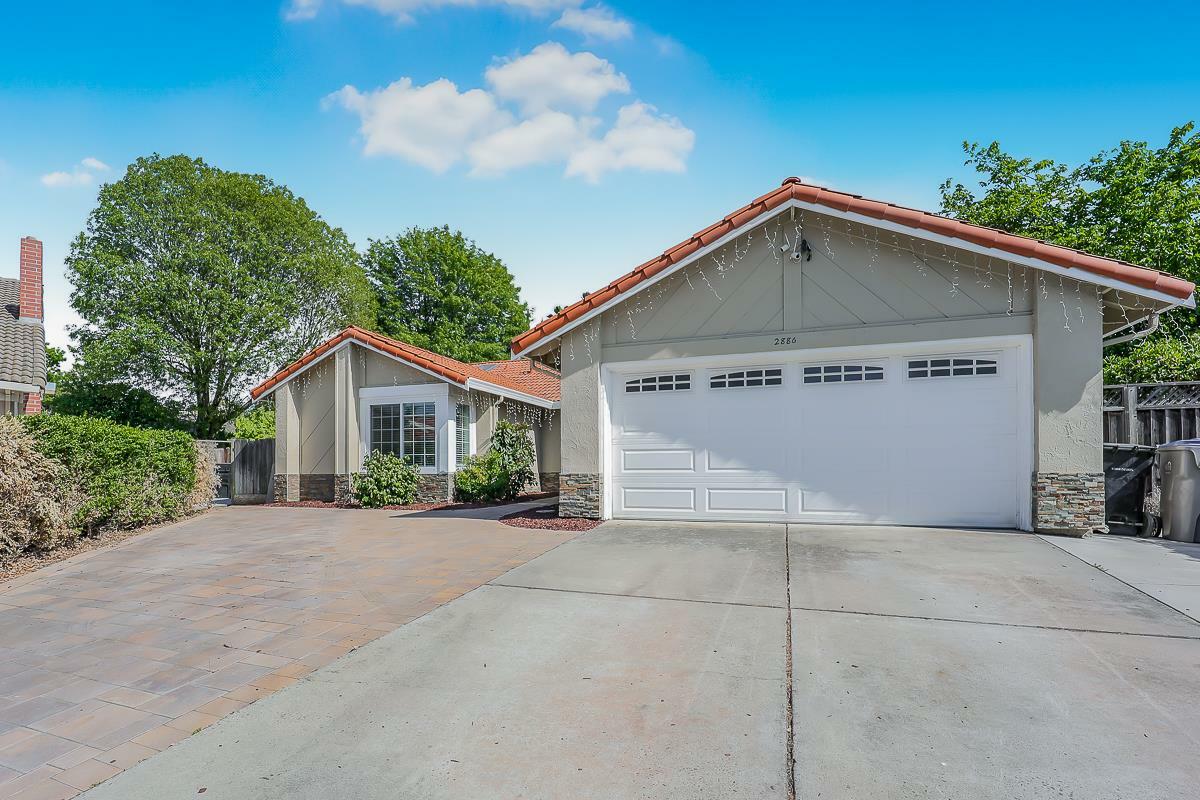 Property Photo: 2886 Urzi Court CA 95135