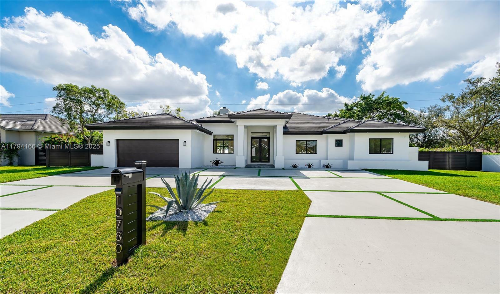 10780 SW 135th Ter  Miami FL 33176 photo