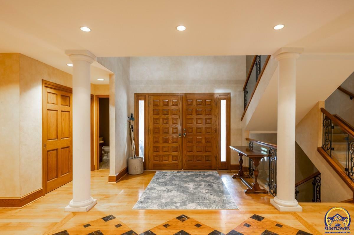 Property Photo: 2859 SW Macvicar Ave KS 66611