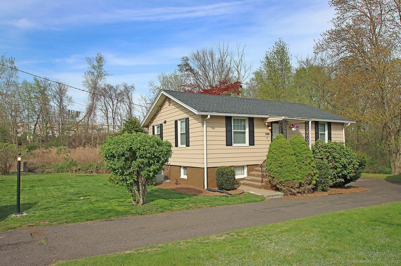 Property Photo: 36 Hart Avenue CT 06450